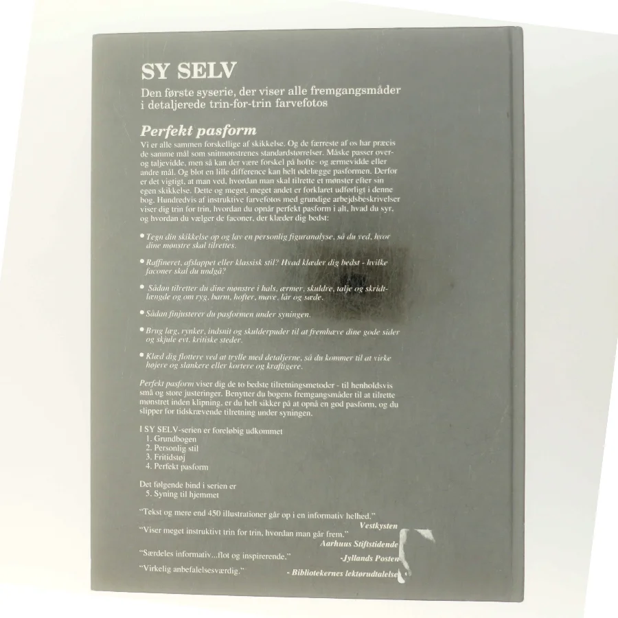 Sy Selv af <Bogens forfattere> (Bog)