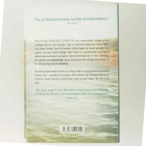 Den du elsker : kriminalroman af Mari Jungstedt (Bog)