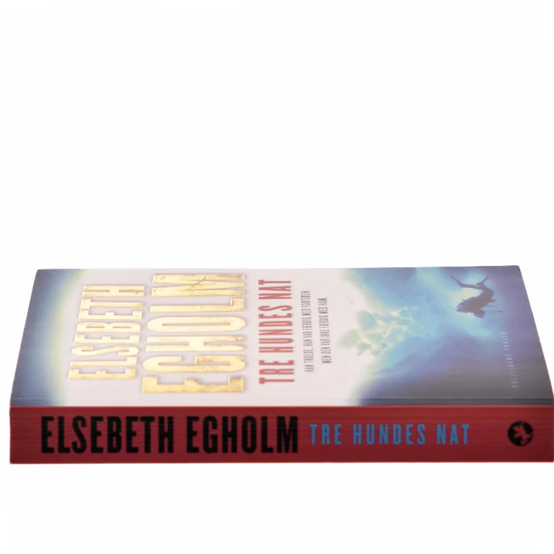 Tre hundes nat af Elsebeth Egholm (Bog) fra Politikens Forlag