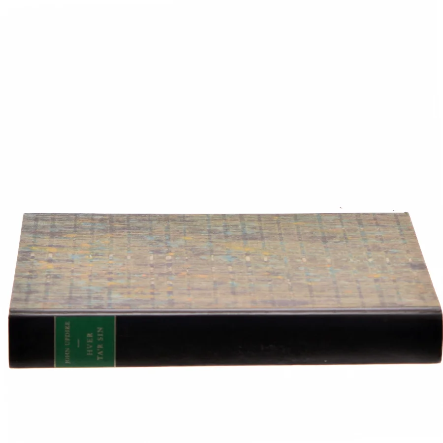 Hver ta'r sin af John Updike (Bog)