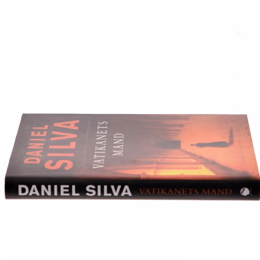 Vatikanets mand af Daniel Silva (Bog)