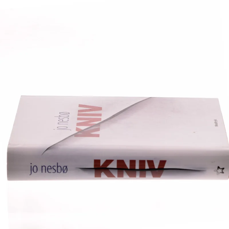 Kniv af Jo Nesbø (Bog)