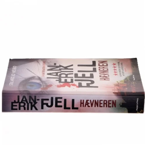 Hævneren af Jan-Erik Fjell (f. 1982) (Bog)