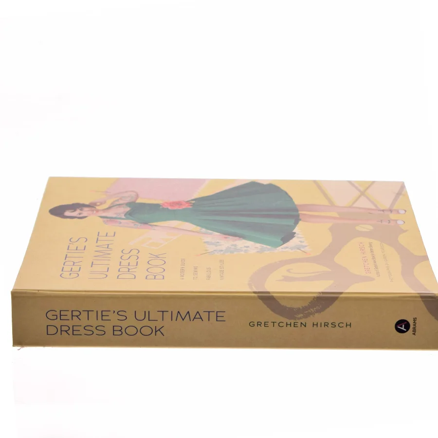 Gertie's ultimate dress book : a modern guide to sewing fabulous vintage styles af Gretchen Hirsch (Bog)