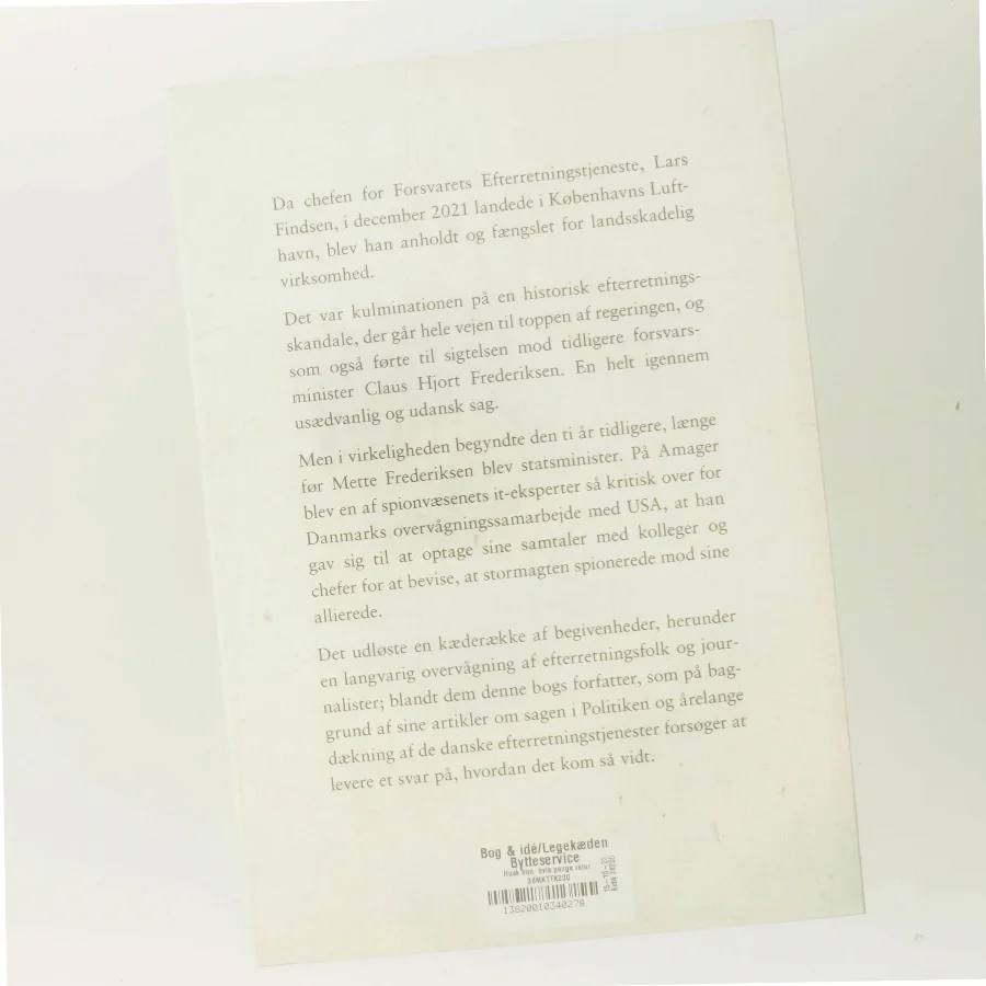 Spion blandt venner af Hans Davidsen-Nielsen (Bog)