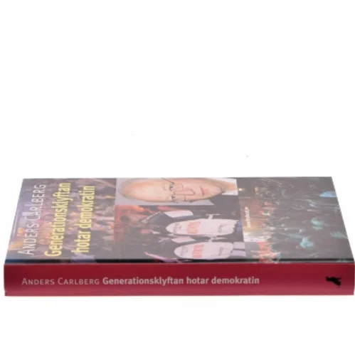 Generationsklyftan hotar demokratin af Anders Carlberg fra Hjalmarson & Högberg