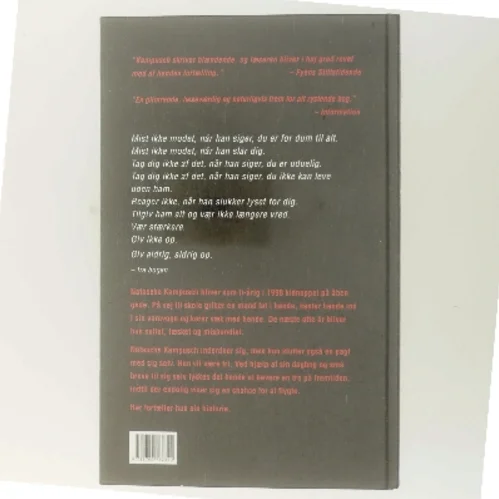 3096 Dage af Natascha Kampusch (Bog)