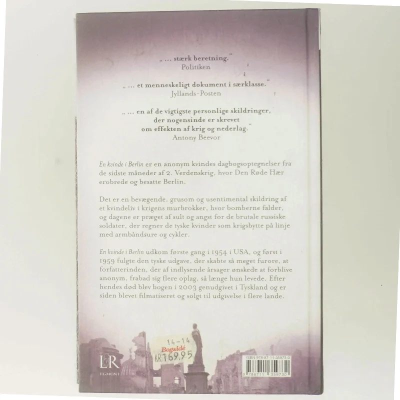 En kvinde i Berlin : dagbogsoptegnelser fra den 20. april til den 22. juni 1945 (Ved Astrid Heise-Fjeldgren) af Anonyma (Bog)