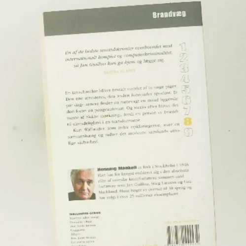 Brandvæg af Henning Mankell (Bog)