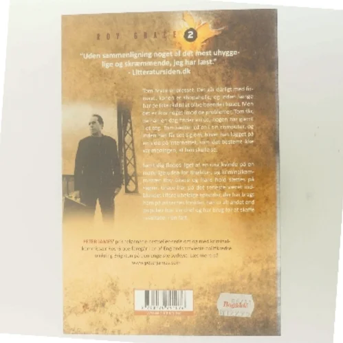 En smuk død af Peter James (f. 1948) (Bog)