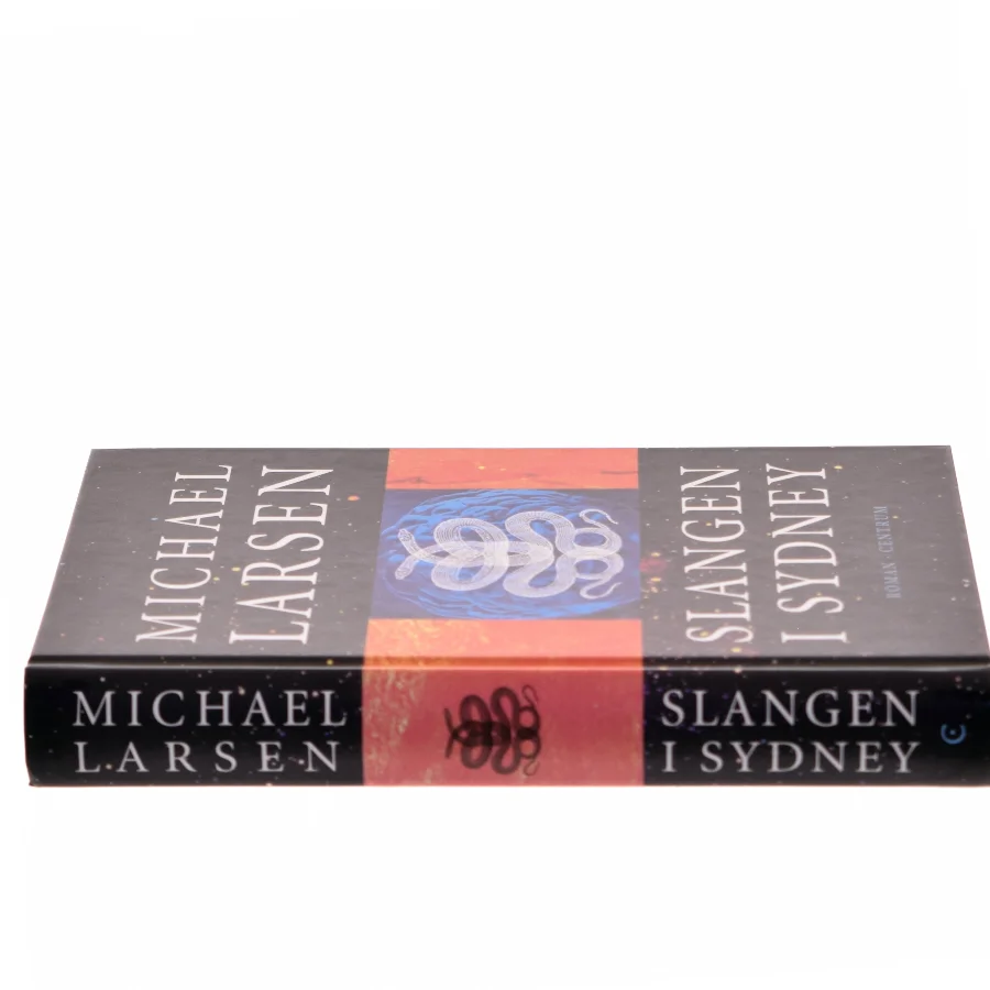 Slangen i Sydney : roman af Michael Larsen (f. 1961) (Bog)