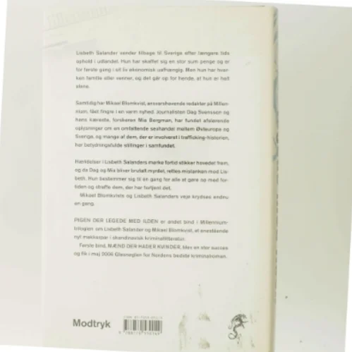 Pigen Der Legede Med Ilden af Larsson, Stieg (Bog)