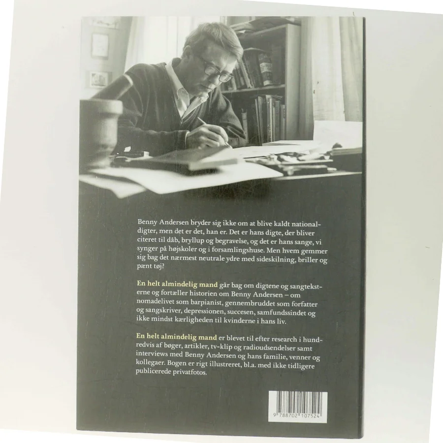 En helt almindelig mand : historien om Benny Andersen af Ole Sønnichsen (Bog)