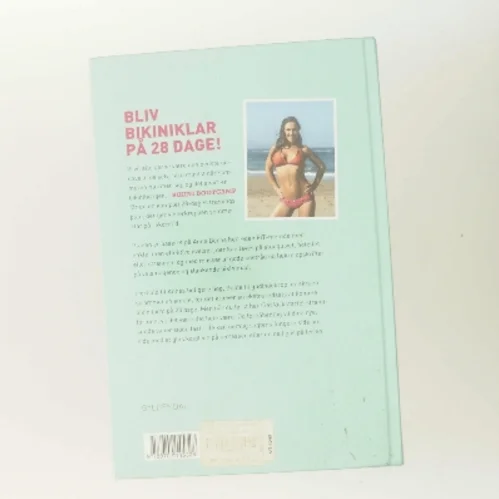 Bikini bootcamp : kickstart din strandform på 28 dage af Anne Bech (Bog)