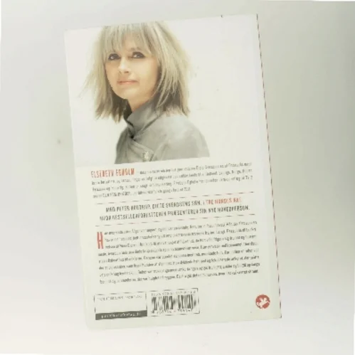 Tre hundes nat af Elsebeth Egholm (Bog)