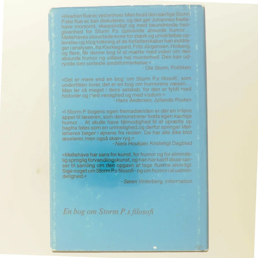 Tusind fluer med eet smæk af Johannes Møllehave fra Lindhardt og Ringhof