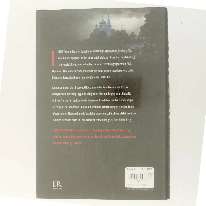 Djævelen i hullet af Leif Davidsen (Bog)