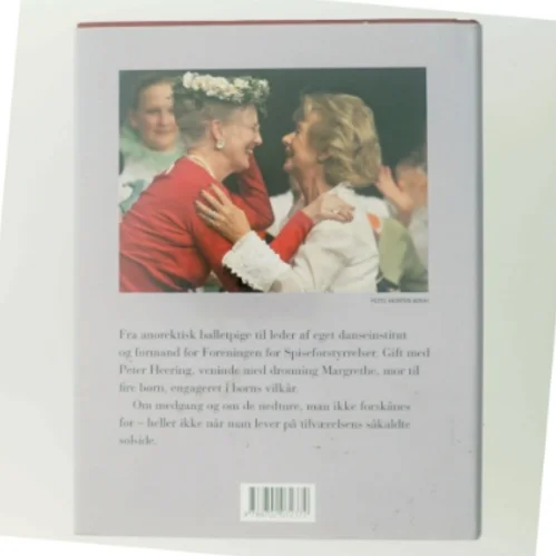 Fru H : Susanne Heerings liv, familie og venskab med Dronningen af Kirsten Jacobsen (f. 1942) (Bog)