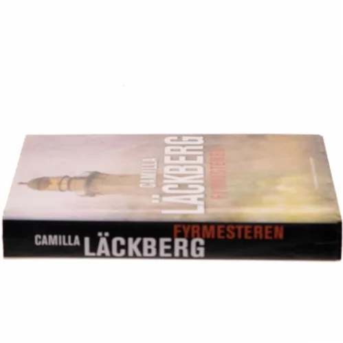 Fyrmesteren : kriminalroman af Camilla Läckberg (Bog)