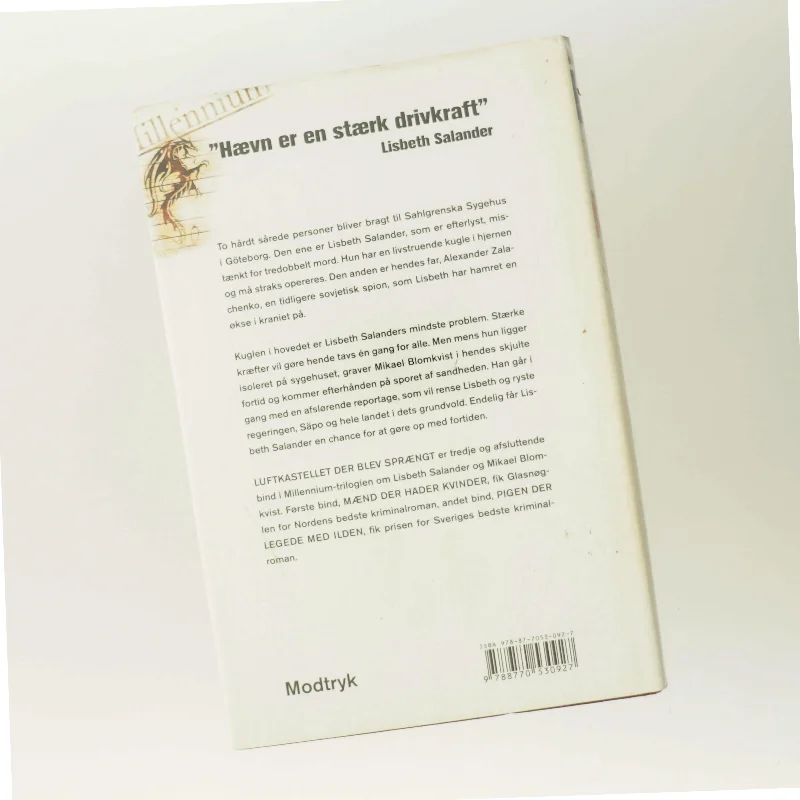 Luftkastelletderblevsprngt Stir up a Hornets' Nest of Girl. Shi Dige Larsen. the Danish Original. Hardcover](chinese Edition) af Stieg Larsson (Bog)