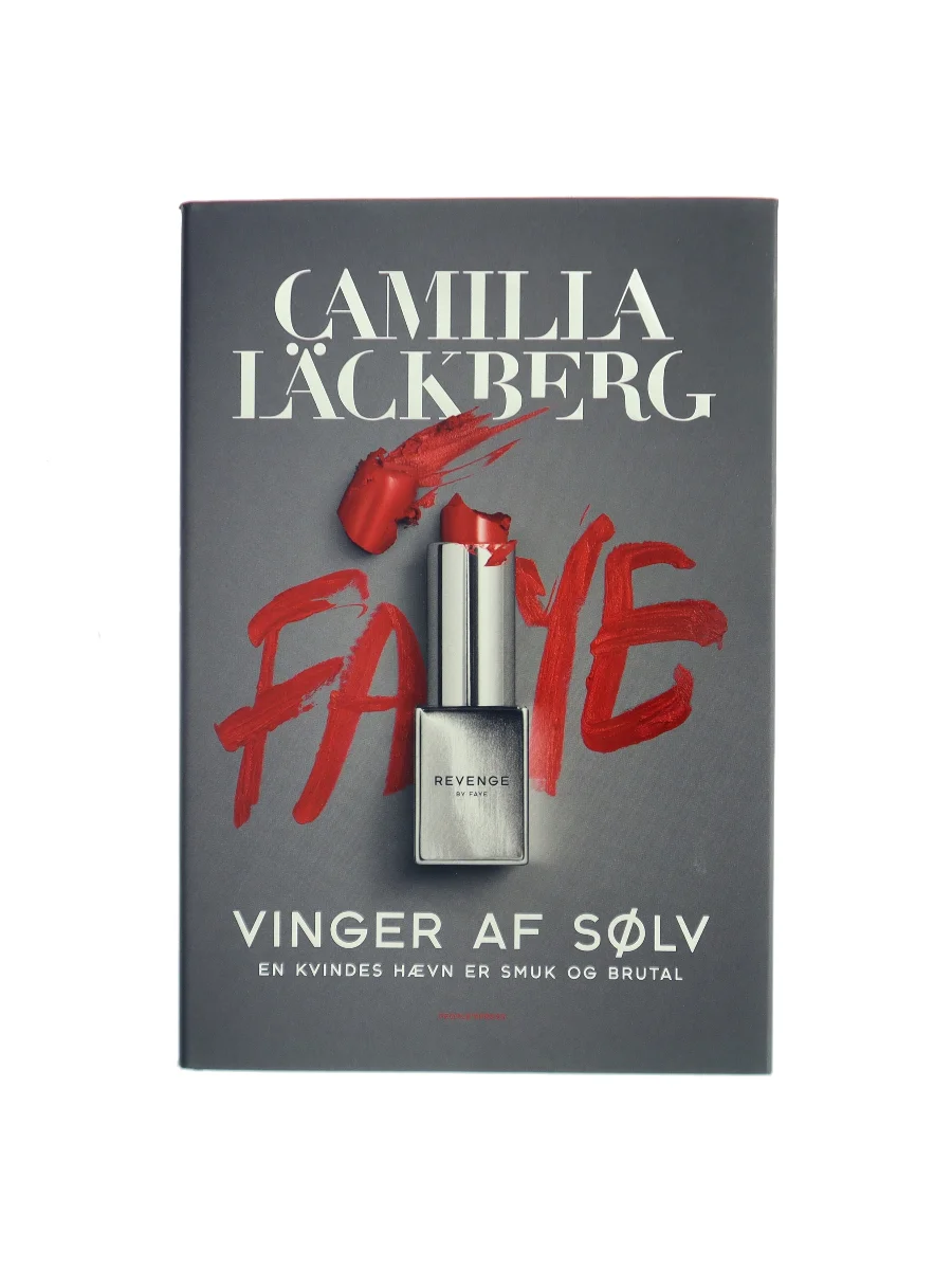 Forsiden af Vinger af sølv (Vingar av silver) af Camilla Läckberg