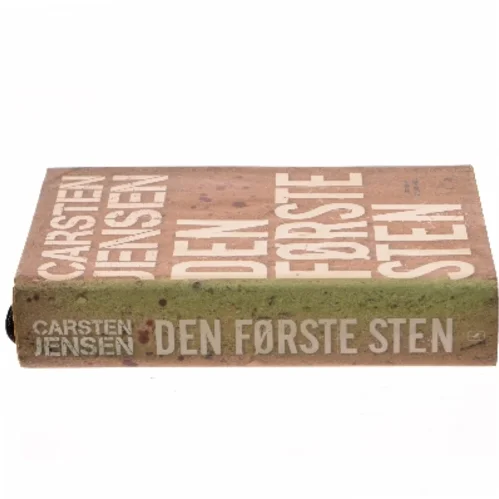 Den første sten af Carsten Jensen (Bog)
