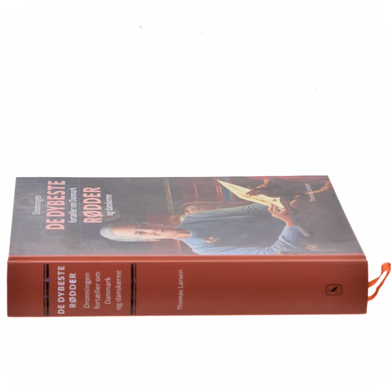 De dybeste rødder : dronningen fortæller om Danmark og danskerne af Thomas Larsen (f. 1964) (Bog)