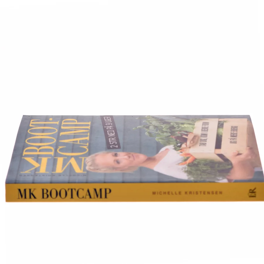 MK bootcamp : 2 str. ned på 9 uger af Michelle Kristensen (Bog)