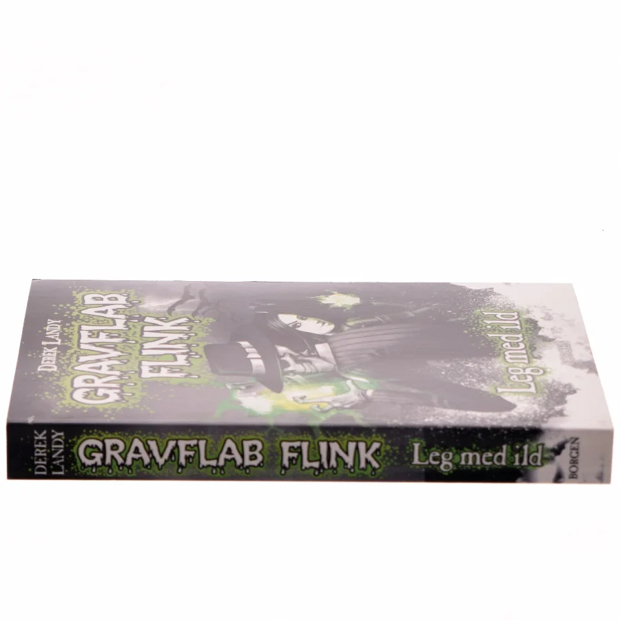 Gravflab Flink - leg med ild af Derek Landy (Bog)