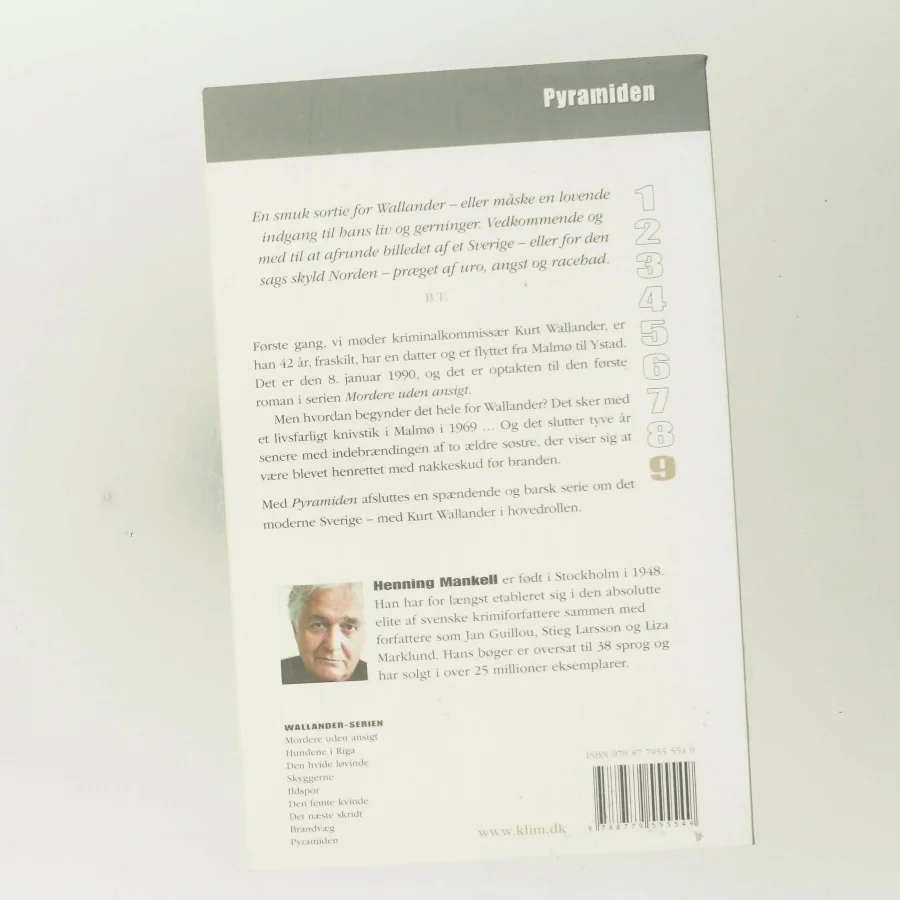 Pyramiden af Henning Mankell (Bog)