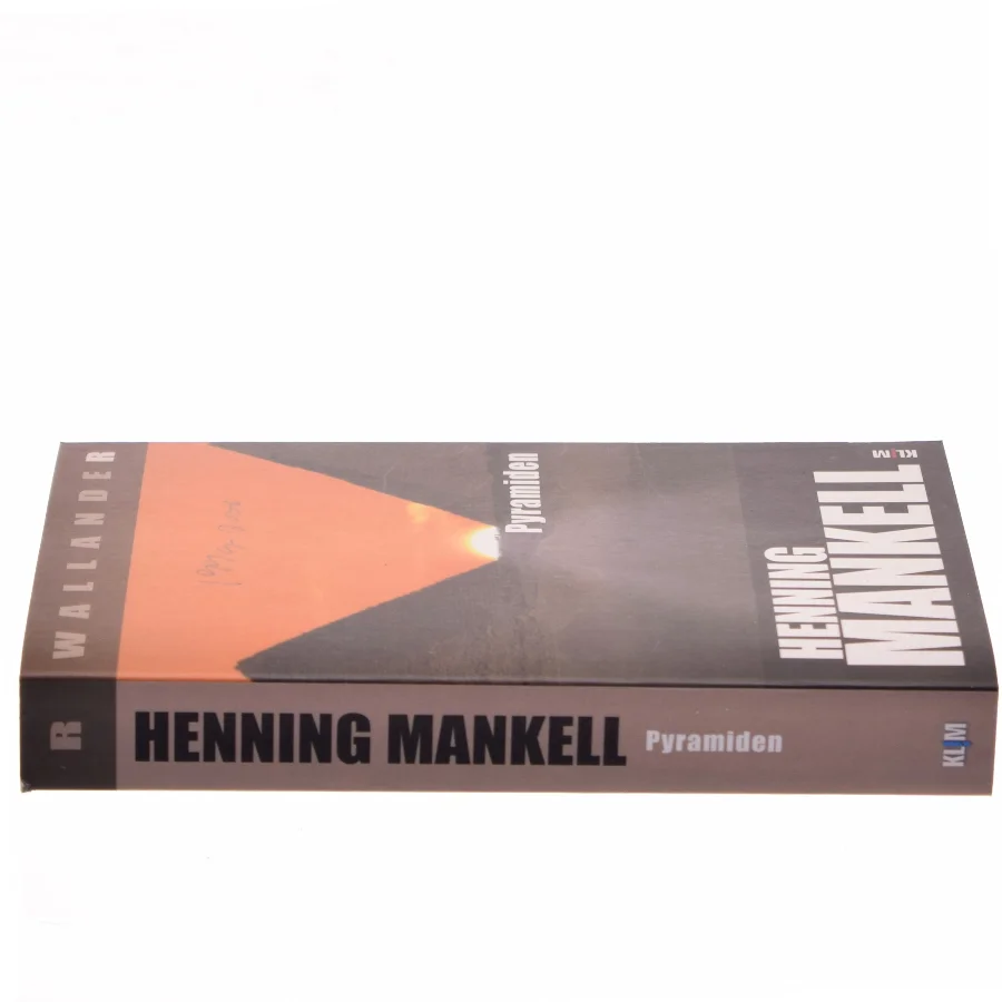 Pyramiden af Henning Mankell (Bog)