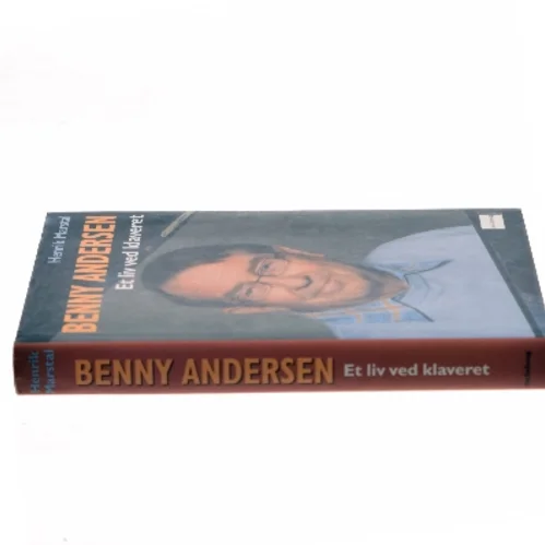 Benny Andersen - et liv ved klaveret af Henrik Marstal (Bog)