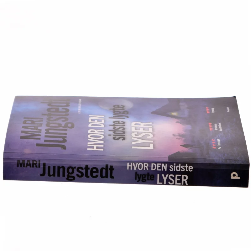 Hvor den sidste lygte lyser : kriminalroman af Mari Jungstedt (Bog)