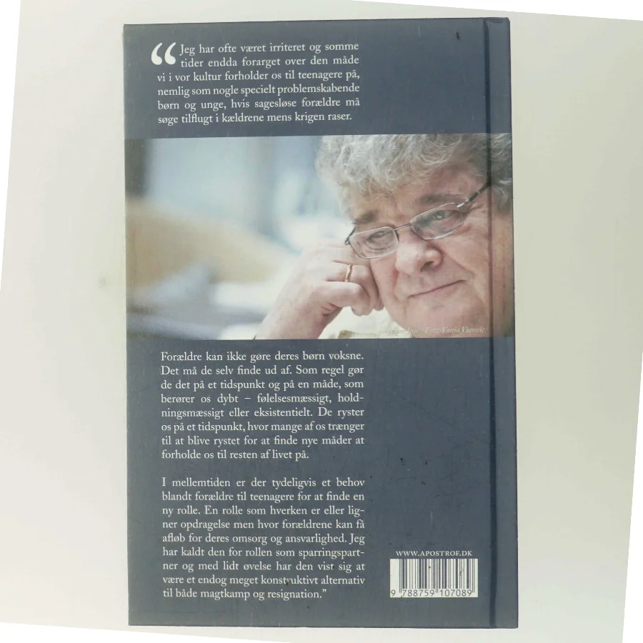 Fat det nu forældre! : teenagere i familien af Jesper Juul (f. 1948) (Bog)