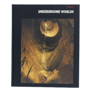 Underground Worlds af <Bogørs forfattere> (Bog)