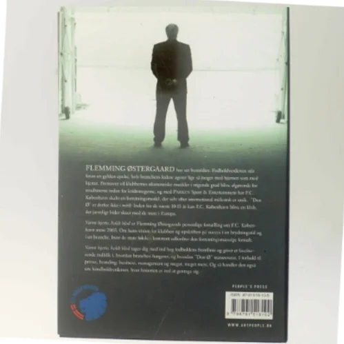 Varmt hjerte, koldt blod : management i F.C. København og drømmen om Europa af Flemming Østergaard (f. 1943) (Bog)