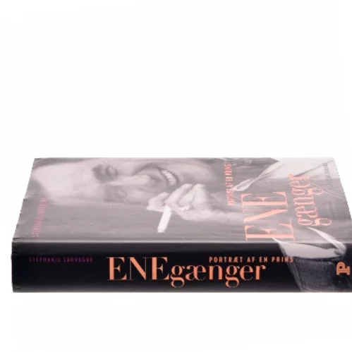 Enegænger : portræt af en prins af Stéphanie Surrugue (Bog)
