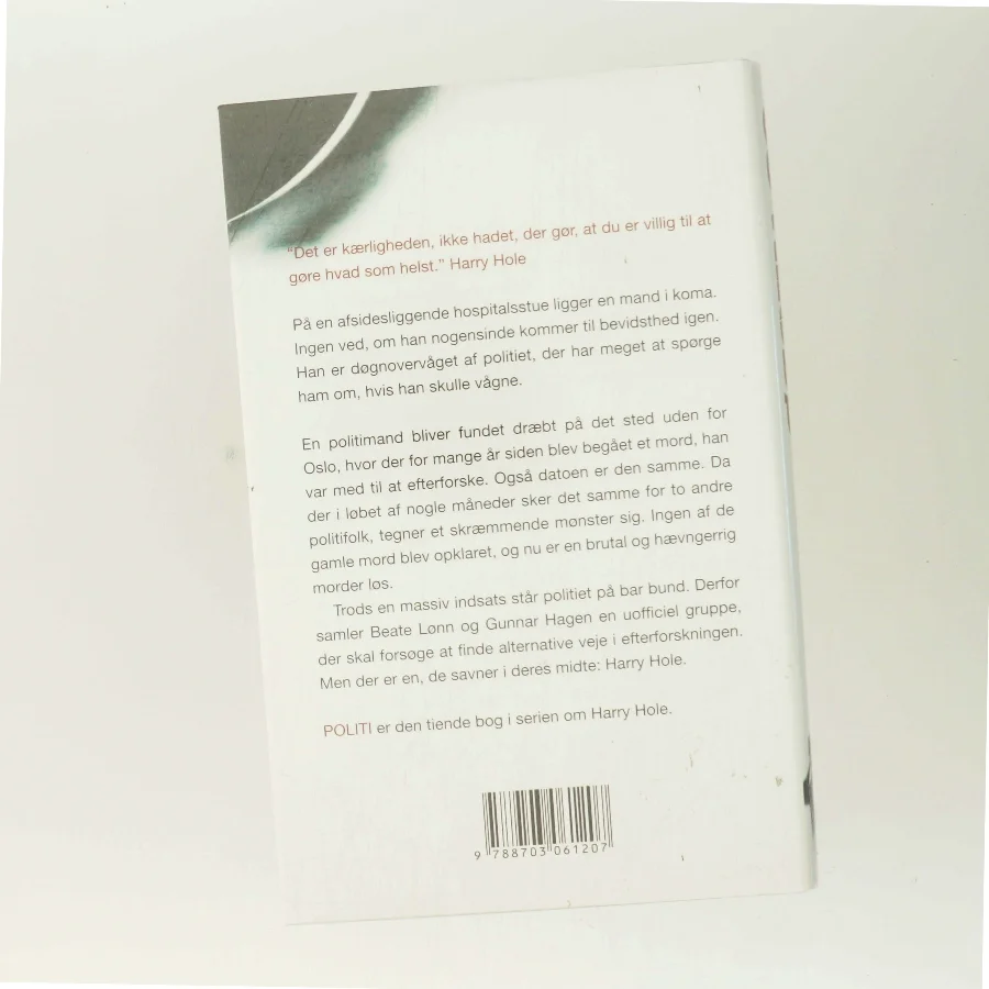 Politi af Jo Nesbø (Bog)