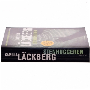 Stenhuggeren : kriminalroman af Camilla Läckberg (Bog)