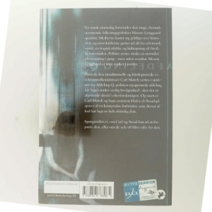 Kvinden i buret : krimi af Jussi Adler-Olsen (Bog)