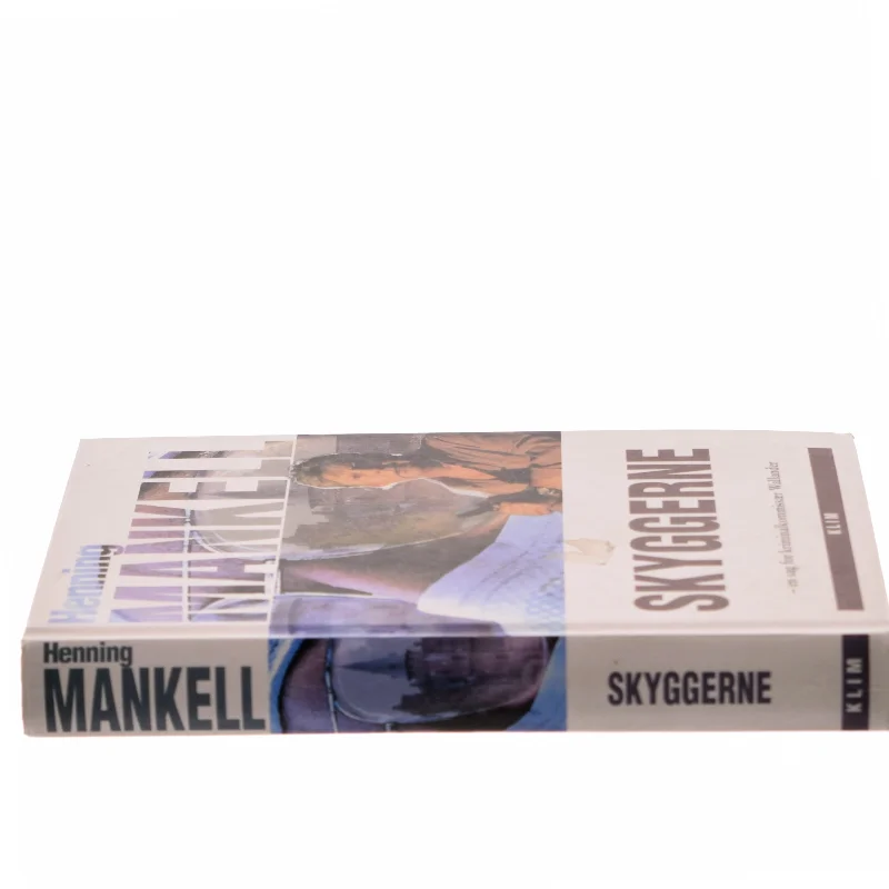 Skyggerne af Henning Mankell (Bog)