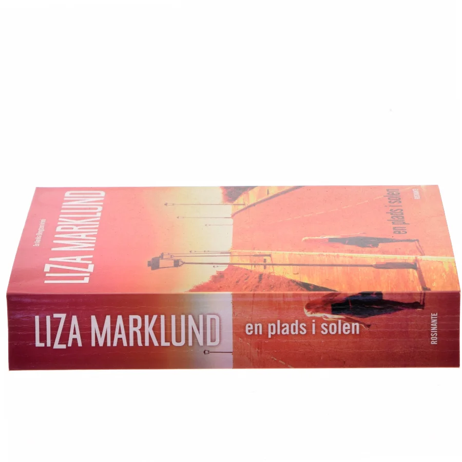 En Plads I Solen af Liza Marklund (Bog)