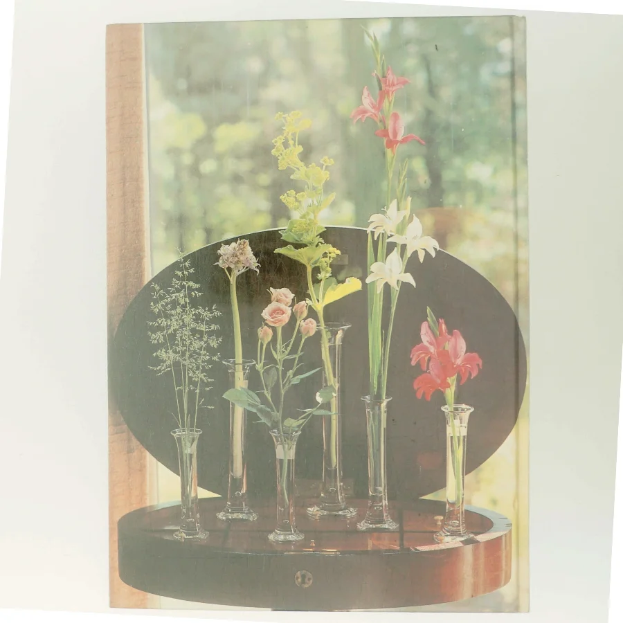 Blomster i miljø af <Bogens forfattere> (Bog)