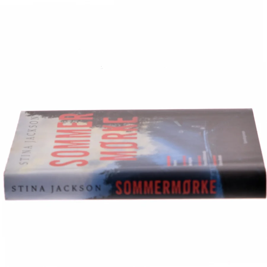 Sommermørke af Stina Jackson (f. 1983) (Bog)