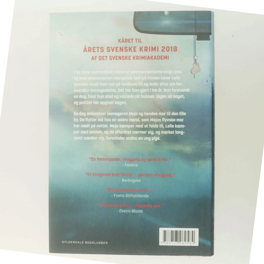 Sommermørke af Stina Jackson (f. 1983) (Bog)