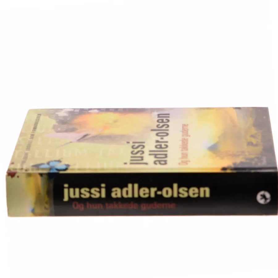 Og hun takkede guderne af Jussi Adler-Olsen (Bog)
