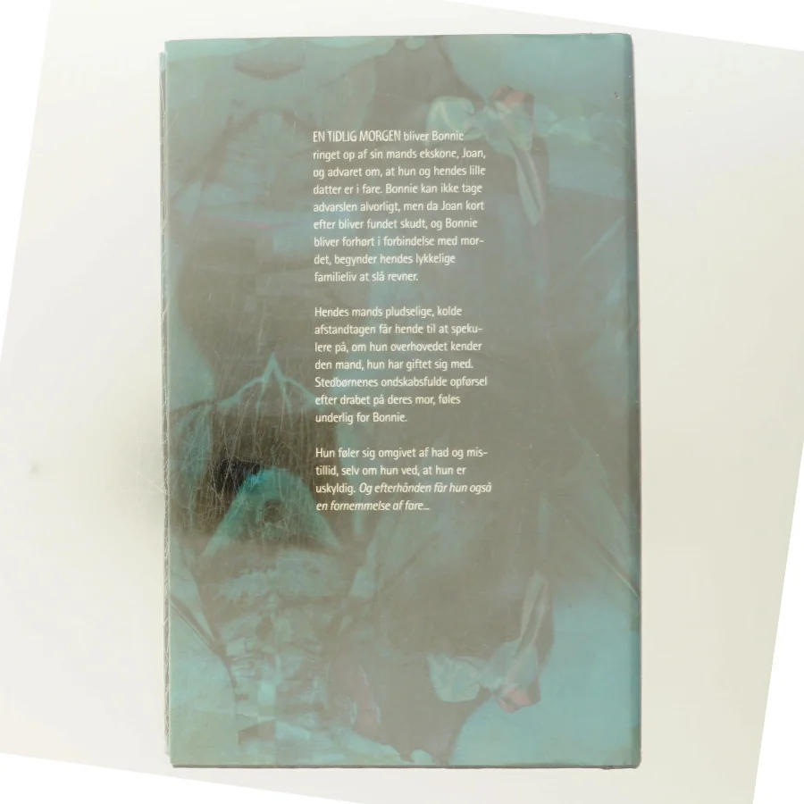 Ikke flere tårer af Joy Fielding (Bog)