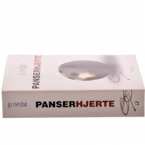 Panserhjerte af Jo Nesbø (Bog)