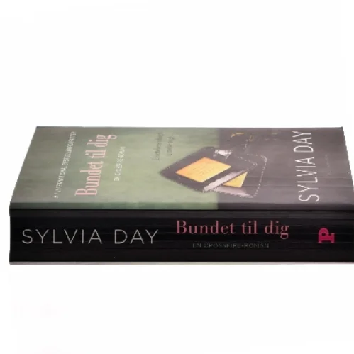 Bundet til dig af Sylvia Day (Bog)
