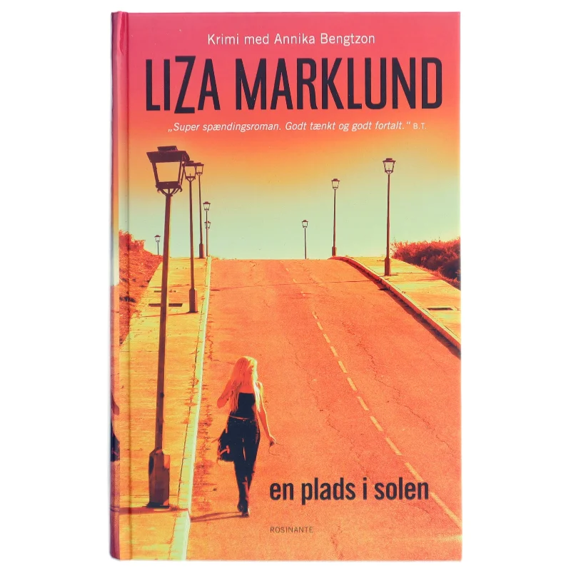 En plads i solen : krimi af Liza Marklund (Bog)